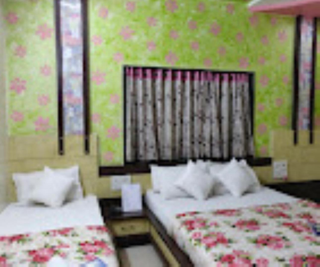 Hotel Rasraj , Dhule Exterior photo